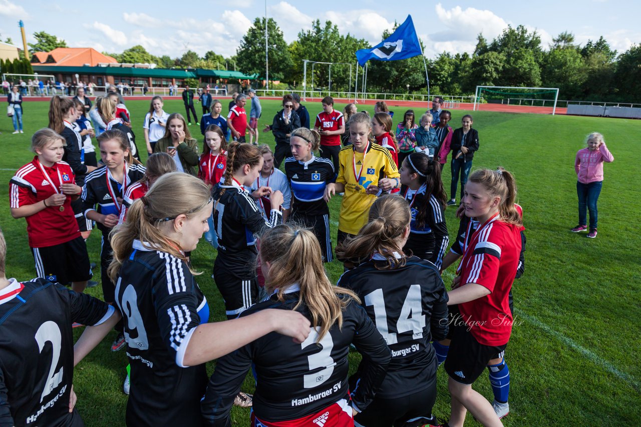 Bild 101 - wBJ SV Henstedt Ulzburg - Hamburger SV : Ergebnis: 0:2